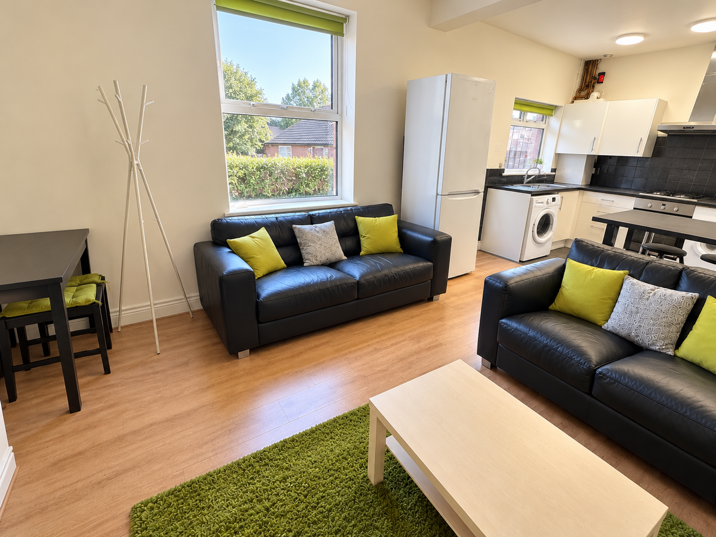 5 bed property in Monthermer Road, Cardiff